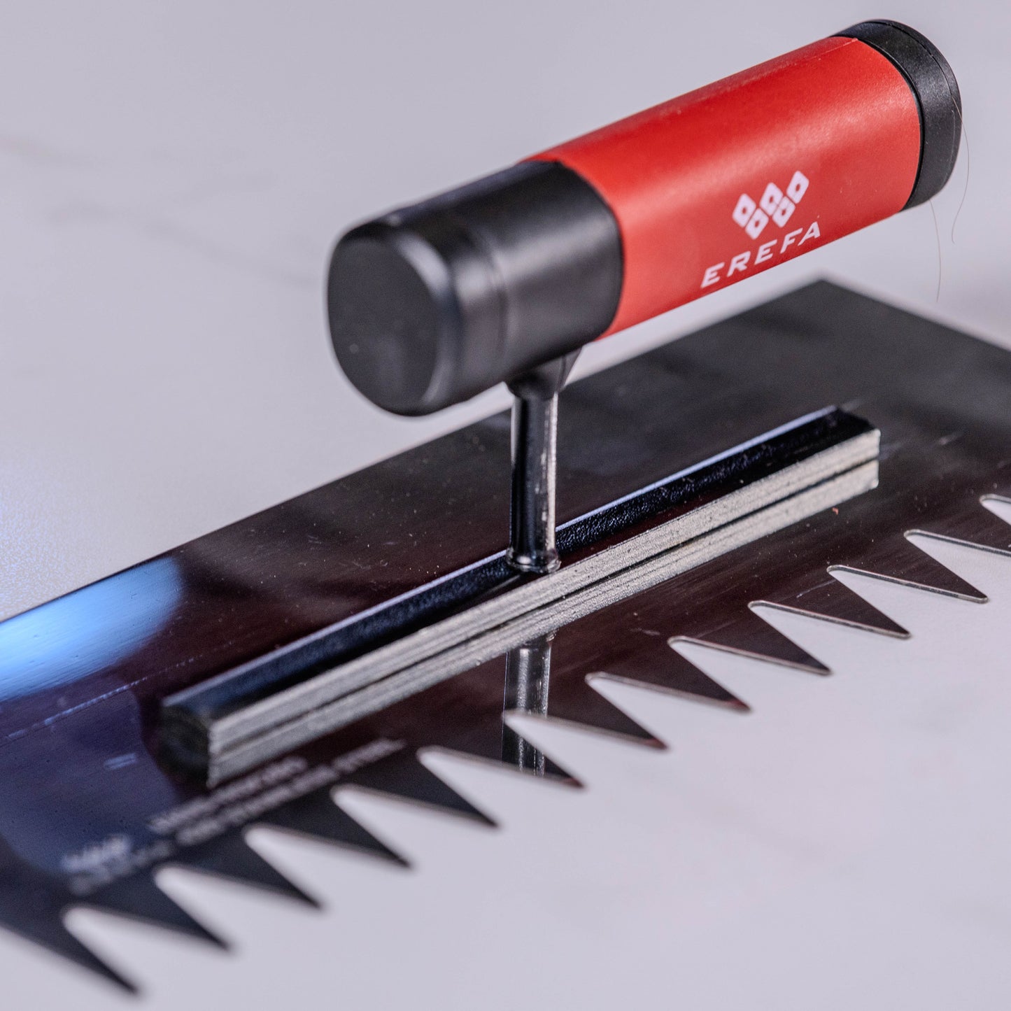 E1015 Edelstahl-Kelle mit 110x280MM Platte für präzises Fliesenlegen