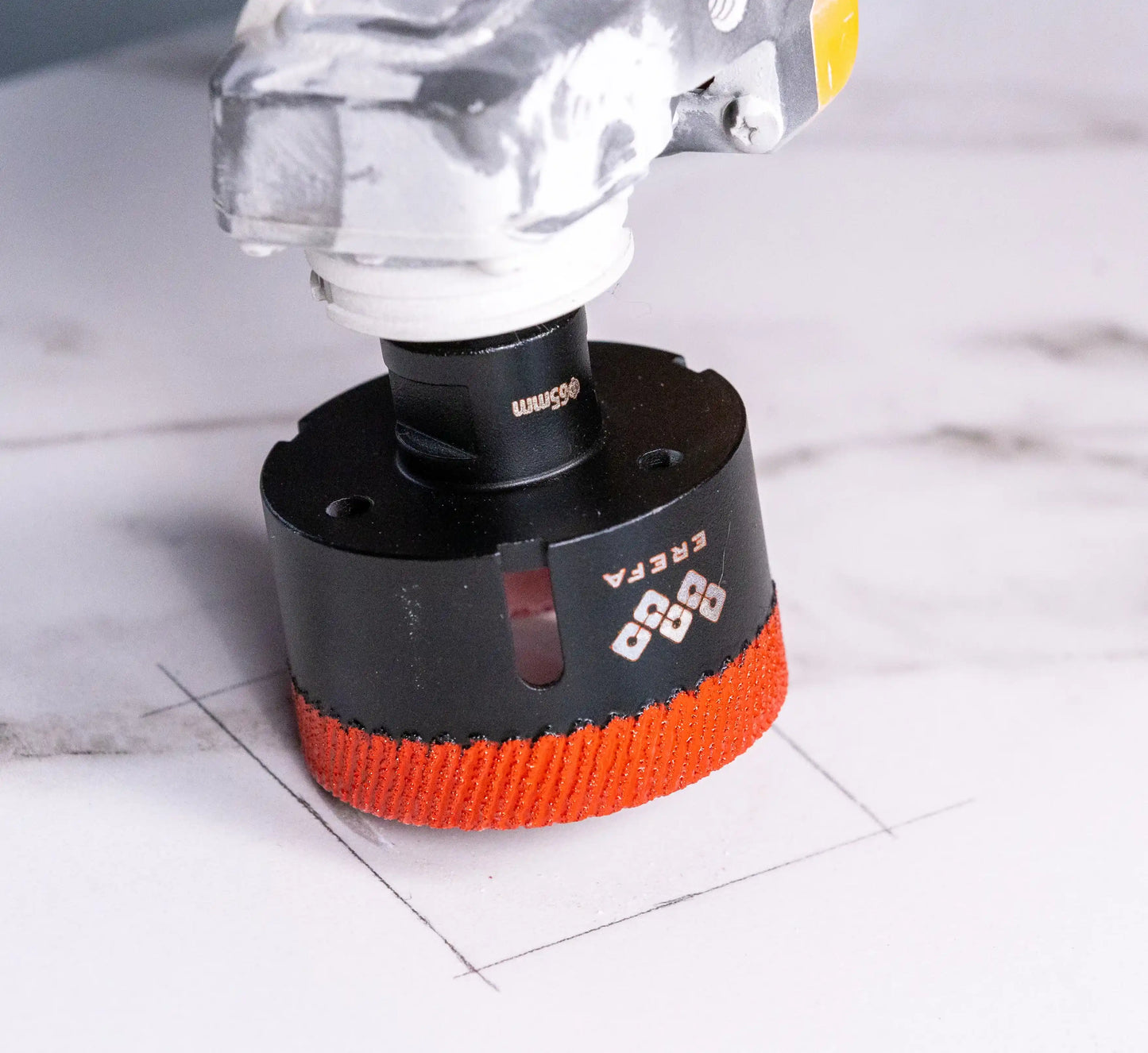 E1065 Doppelfarben-Diamantbohrer für präzises Fliesenschneiden