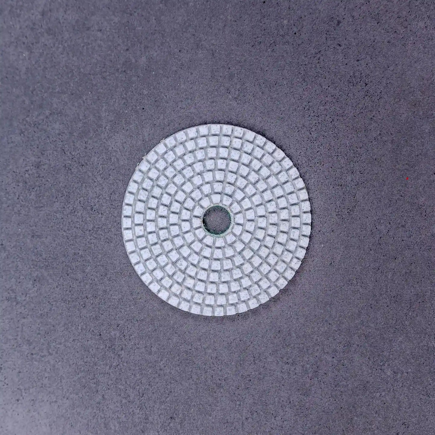 E1045 7-stufiges Nass-Diamantpad für präzises Steinpolieren mit 4 Zoll Flexibilität