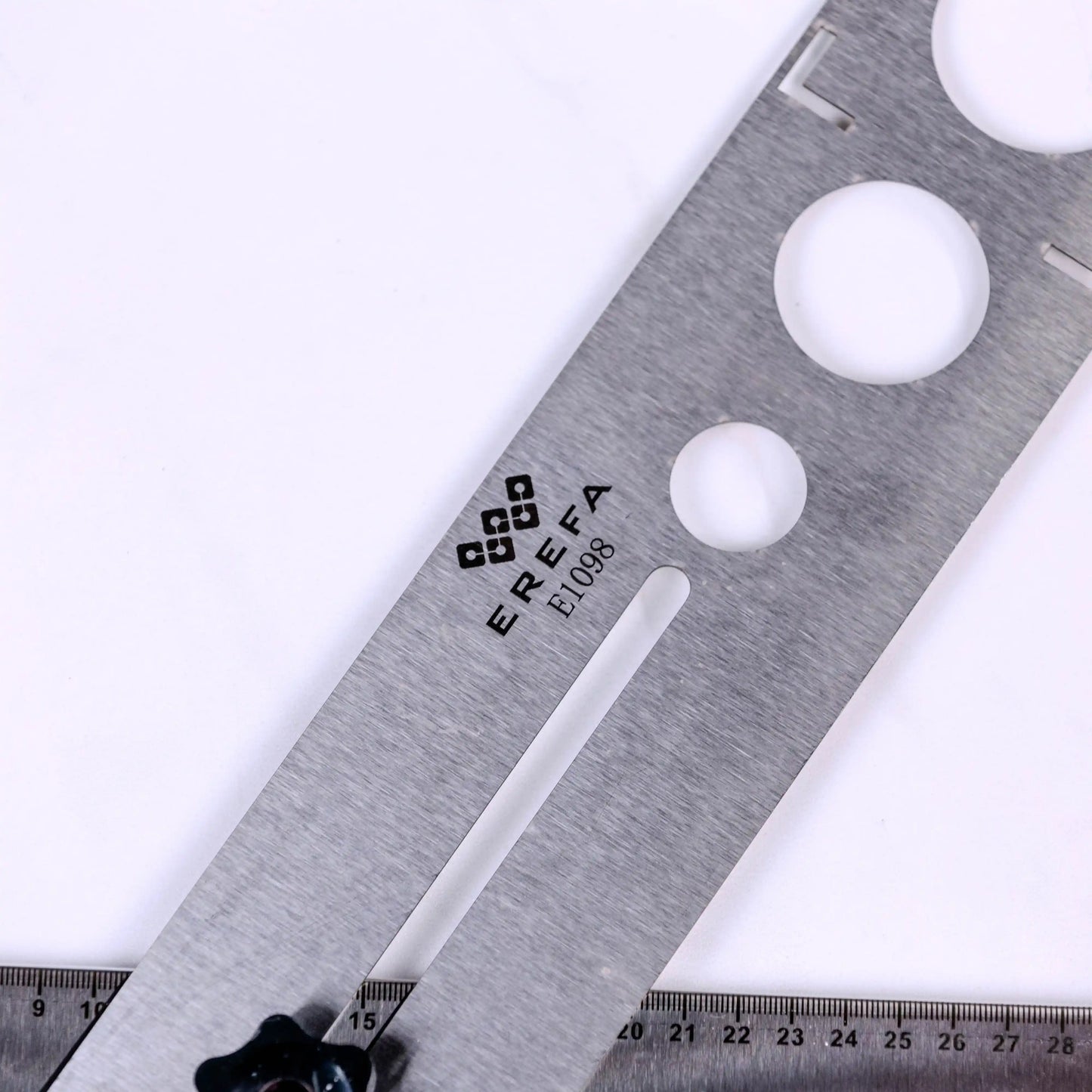 E1098 Verstellbares Fliesenpositionierungsset für präzises Fliesenlegen