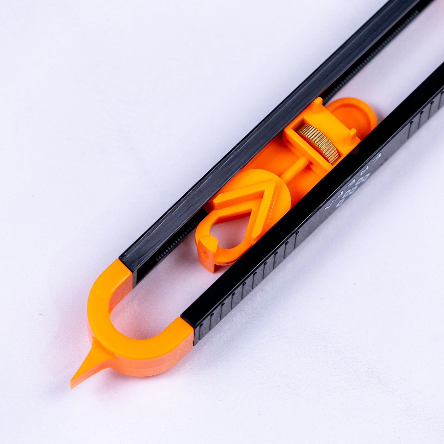 E1097 Profile ruler for precise calibration